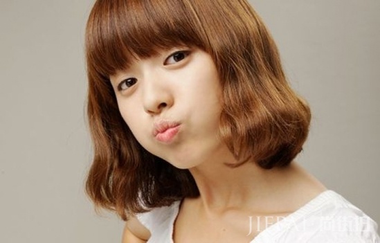 波波头适合什么年龄 对美的追求从不看年龄