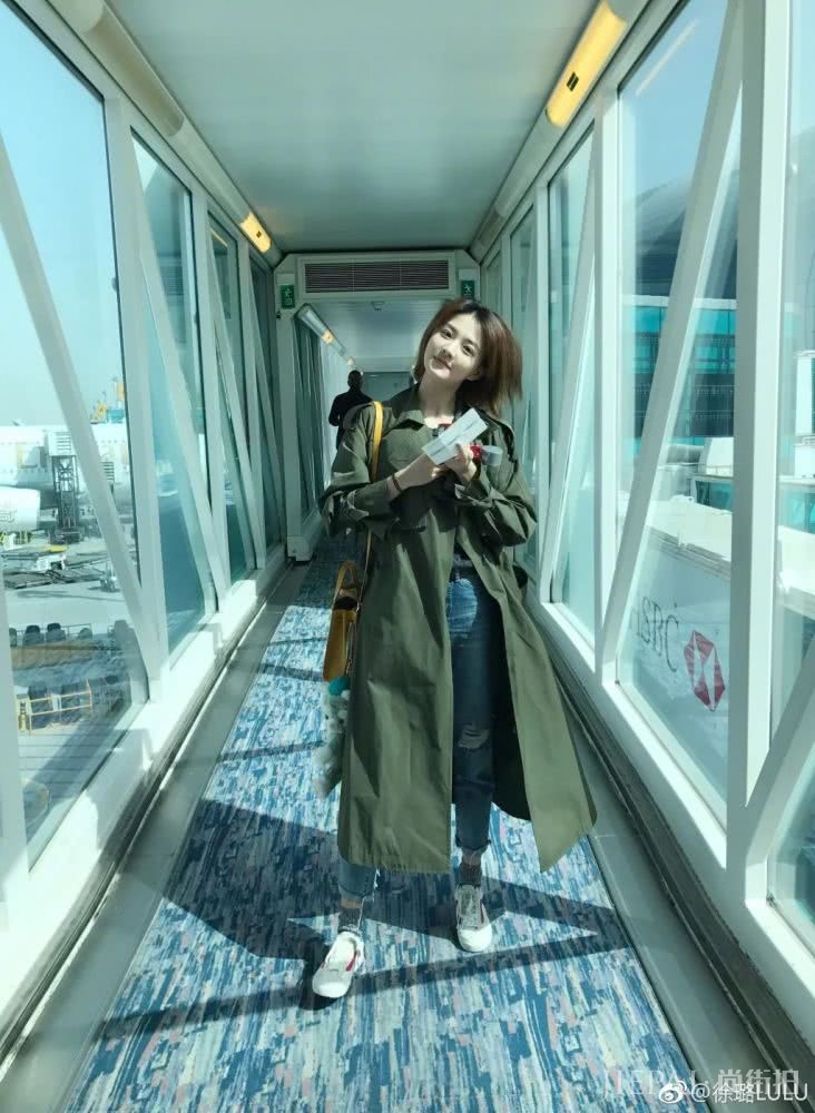 徐璐新恋情曝光？“甄嬛妹妹”同款魅力穿搭你值得拥有