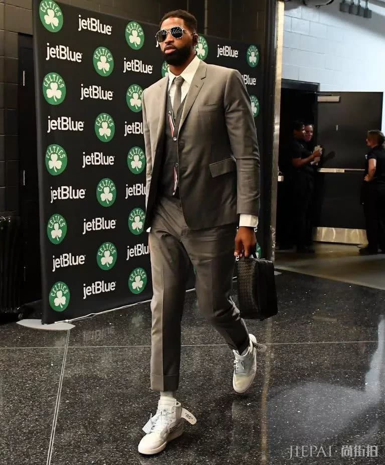 这才是华尔街金融男的高级穿搭方式