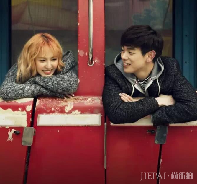 暖男外貌大受欢迎,被誉为“耳膜男友”,还是女团收割机?