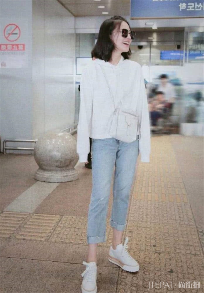 春季“无处安放”的小粗腿，直筒裤来为你排忧解难