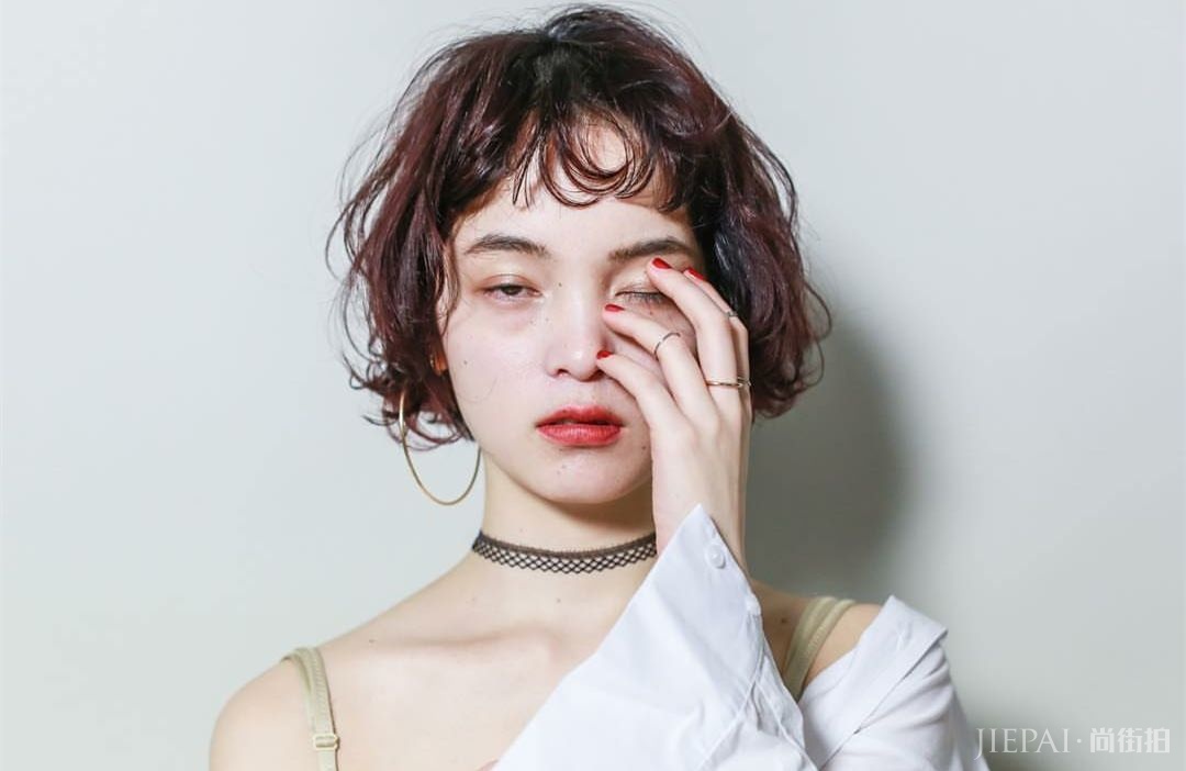 个性短发，选对发型才能决定你的颜值