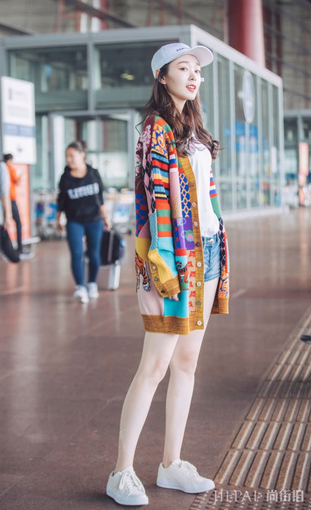 2019开春毛衣打头阵，让你穿上美得无与伦比