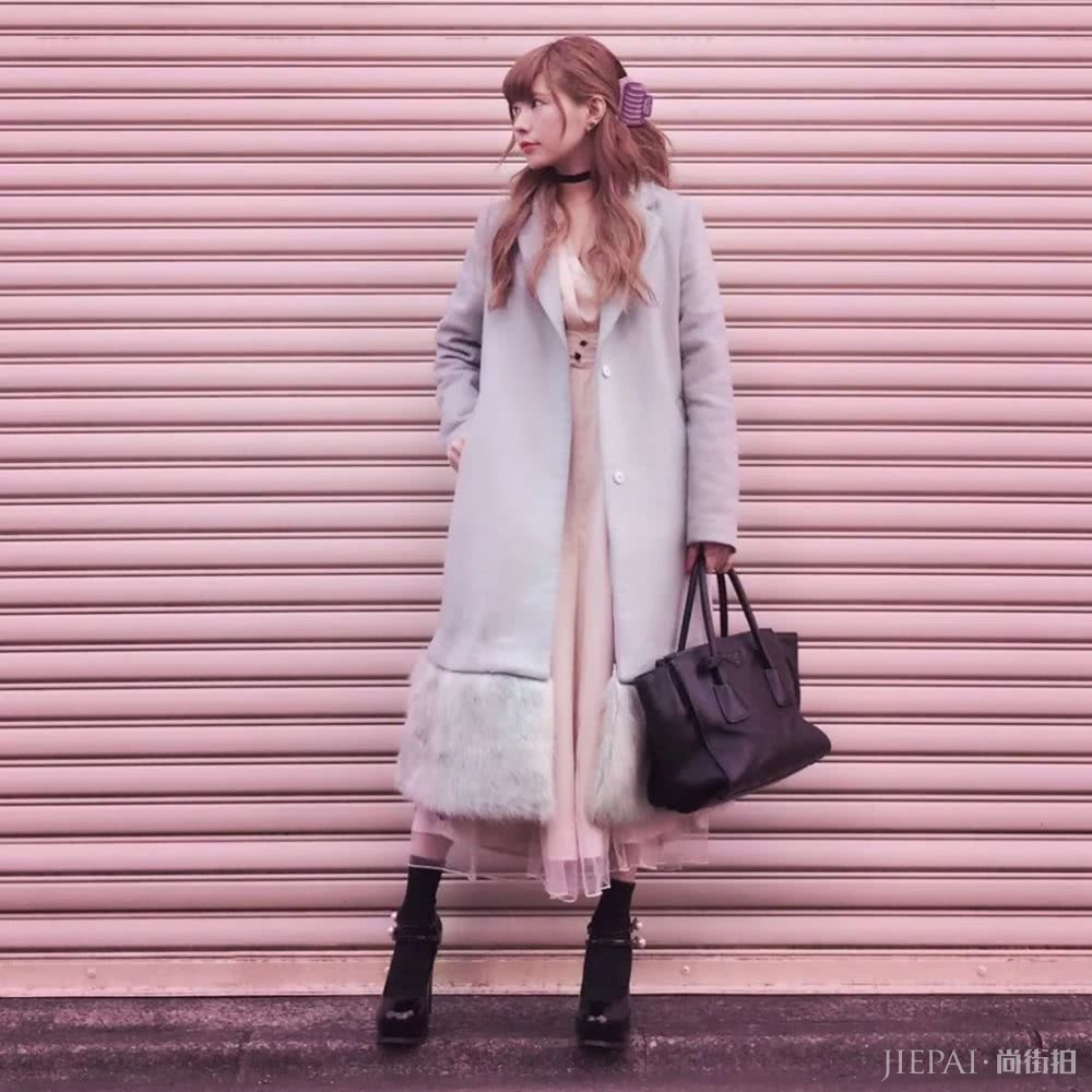 这位曾经带动日本100亿经济的潮流女王，如今全脸崩坏被网友酸