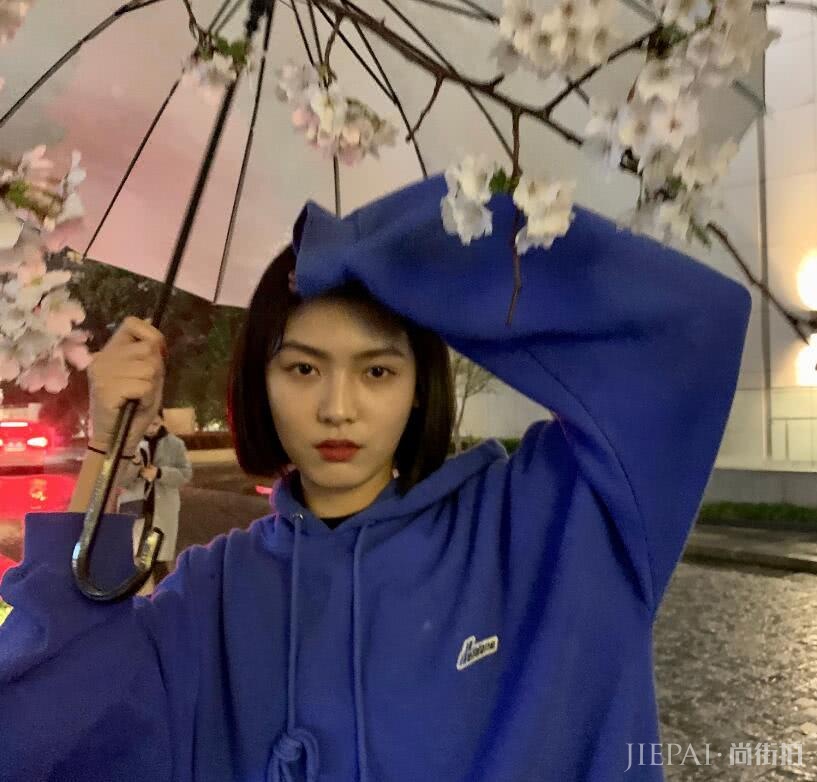 00后清凉系厌世脸,成LV秀场唯一中国面孔