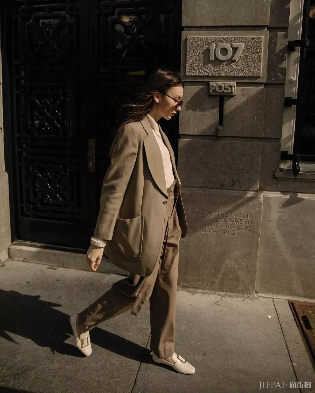 可通勤可复古的西装超百搭!衣橱里没有都说不过去