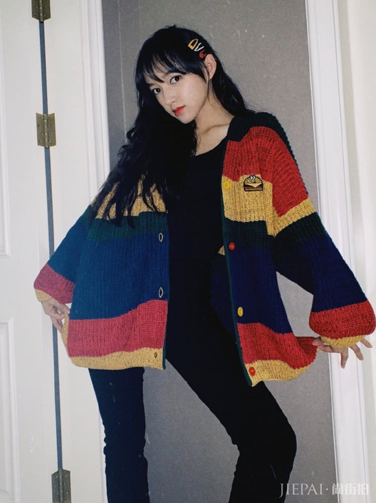 程潇美照精致又甜美，颜值高怎样都美