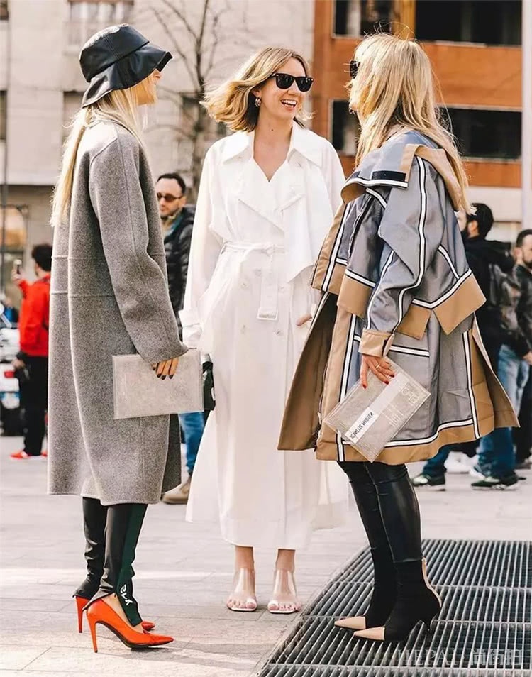 春季怎么穿？这样穿白外套最好看