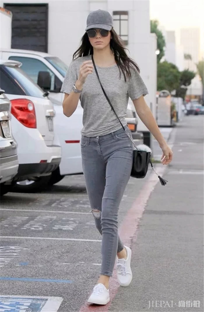 春季穿小白鞋,简直就是“流量担当”,实力吸睛