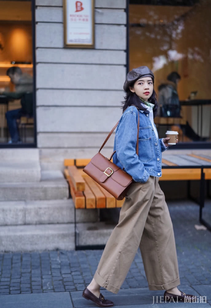 春季必备！时尚潮人教你旅行时如何穿出时尚大片感