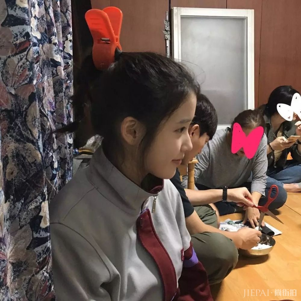 IU的“北冰洋妆” 最近火了…黄色腮红的风你跟吗?