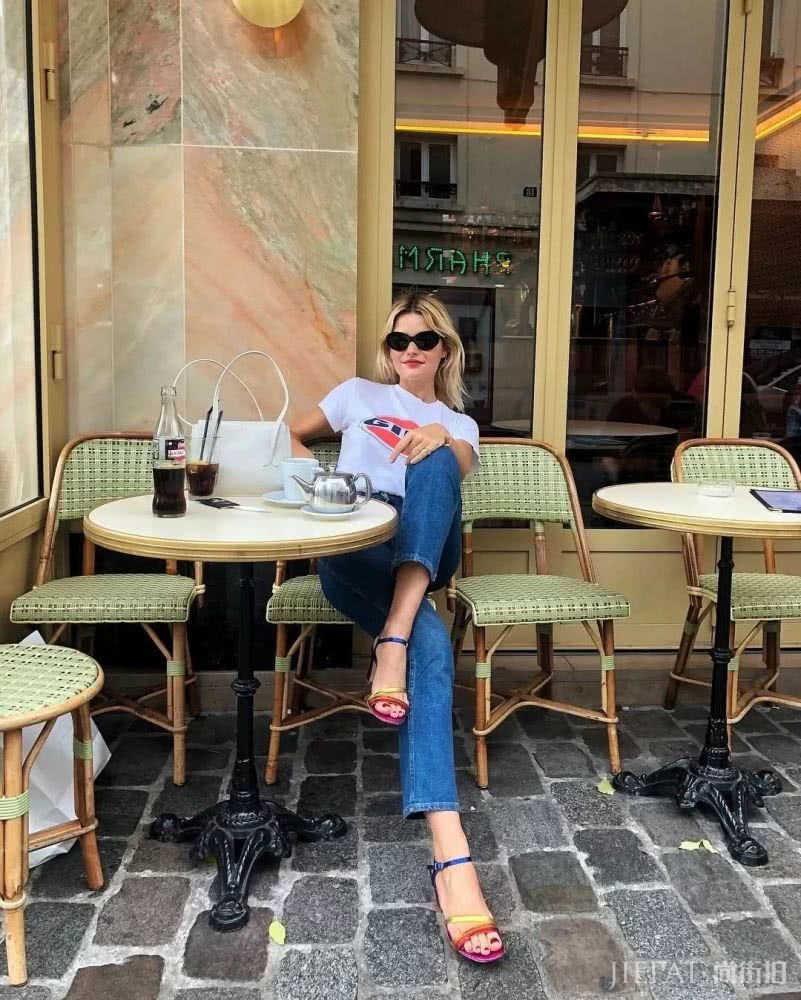 T恤每年买,今年就要这一件