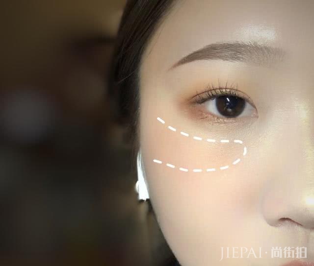 6种腮红最全画法，无论西洋风还是韩系妆容，靠一饼腮红盘全搞定