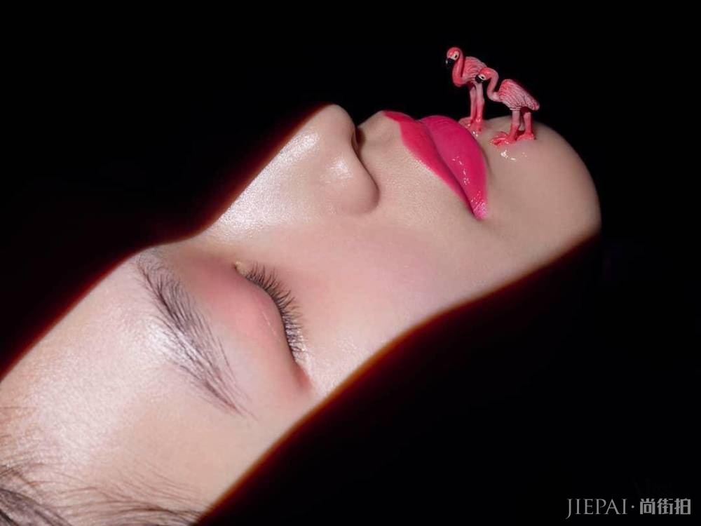 2019年最宁静美好的妆容：想要在你的脸上，描绘山川和万物