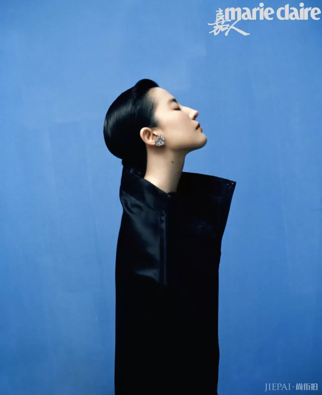 刘亦菲最新杂志大片出炉 人间烟火中安静地发着光