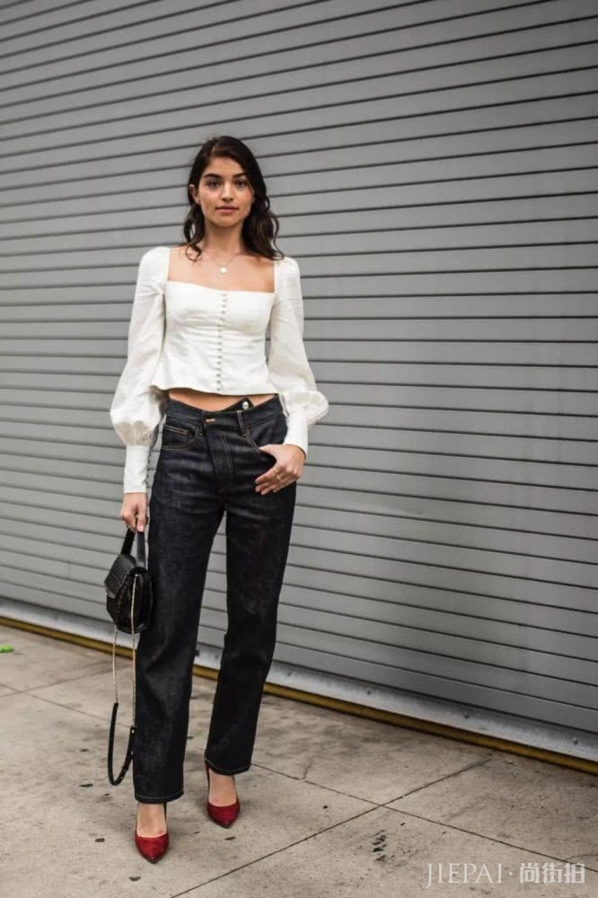 方领元素太火了！但如果你是这种脸型身材就不要穿！