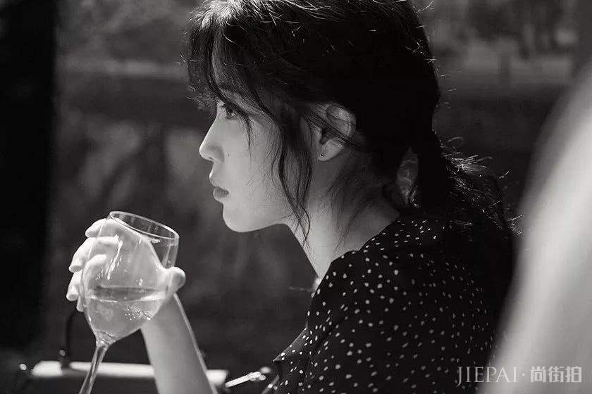 IU的“北冰洋妆” 最近火了…黄色腮红的风你跟吗?