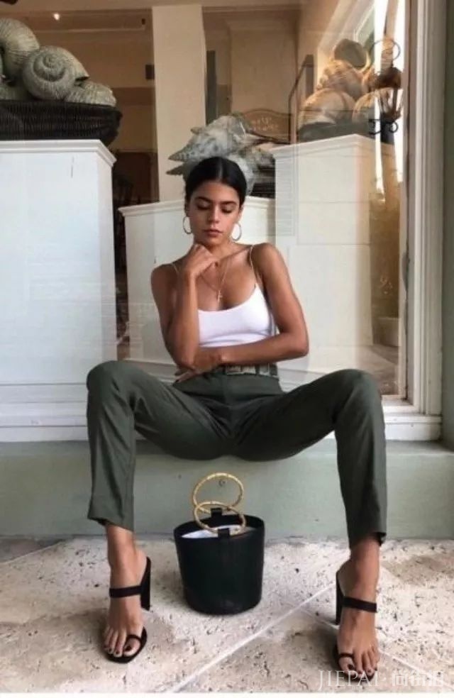 2019流行色对亚洲人不友善?这样穿即可时髦又衬肤色!