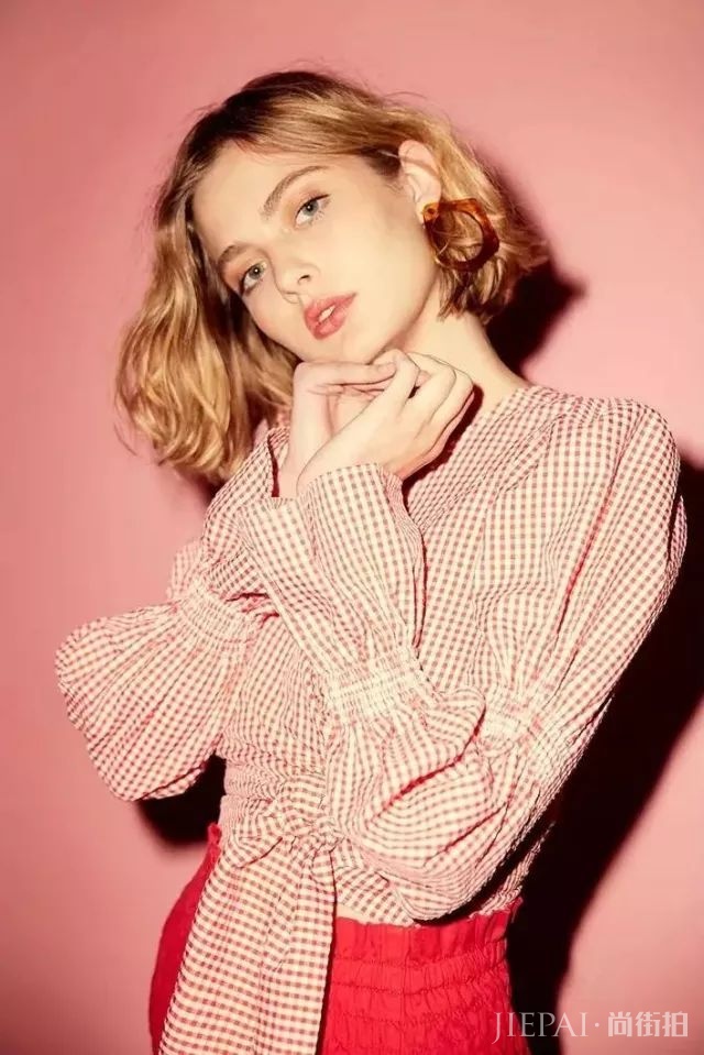 夏天穿这5种颜色，显白又好看！！