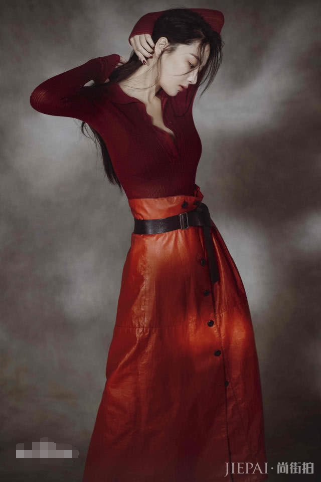 女生长得帅是什么体验？张馨予晒照解答 短发剑眉英气十足