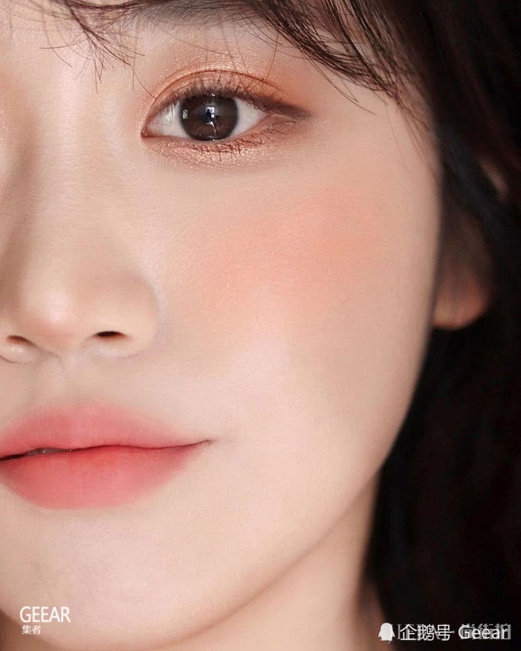 5位唇形超美的韩国美妆博主,她们擦过的唇膏都会火!