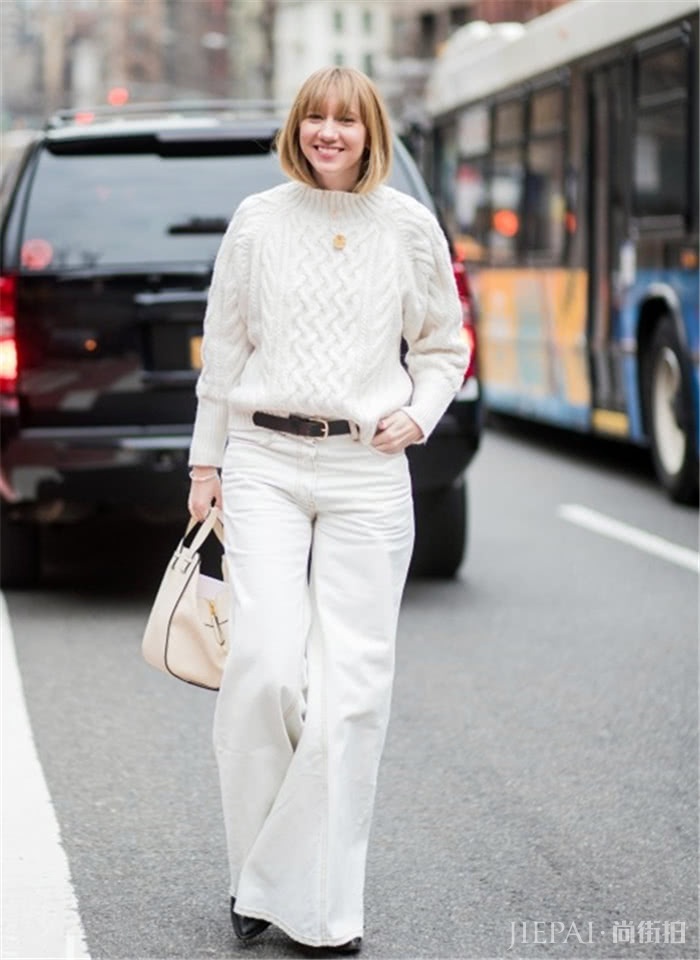 春季毛衣大作战,搭配休闲阔腿裤让你展现自身魅力