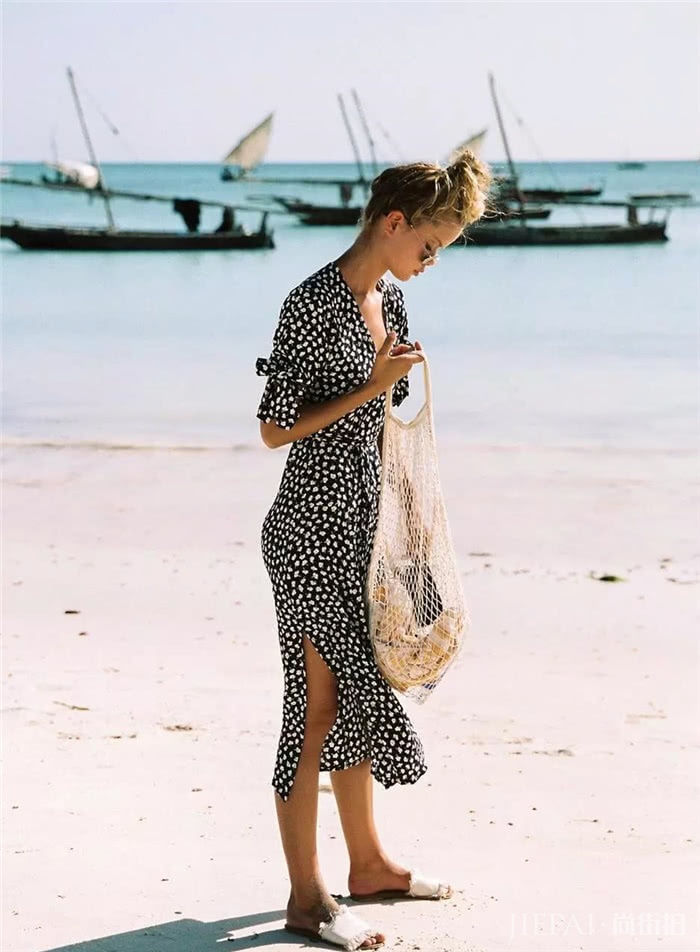 2019春季让靓丽的茶歇裙提升你的美丽，让男神也对你刮目相看