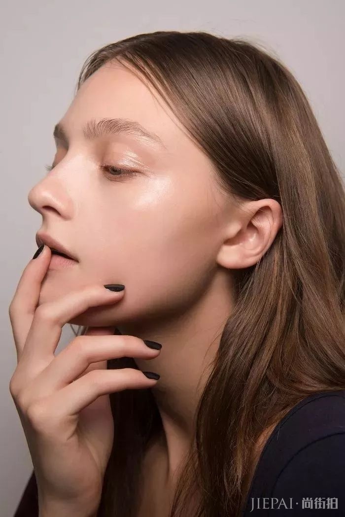 化妆师怕被偷师的小技巧，原来是这些