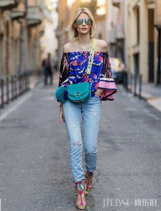 夏天穿花衬衫的时候到了，穿上复古感立显