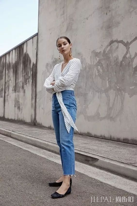 又到了穿波点元素的季节,看看这些搭配技巧,小个子姑娘也能轻松驾驭