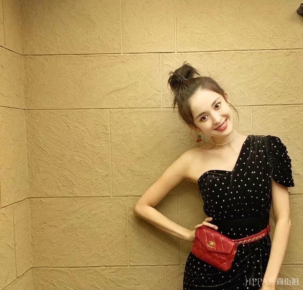 杨幂和娜扎都超爱的单品，少女感和灵动感都离不开它