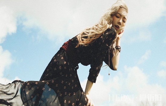 泡面头自己怎么卷 自己做发型要有耐心