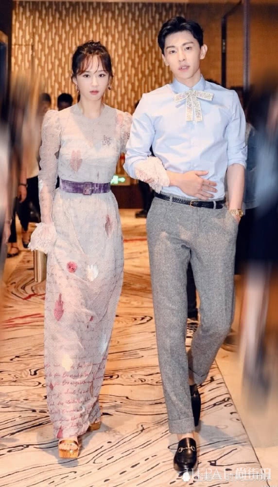 沈月穿杨紫同款纱裙气质不相上下