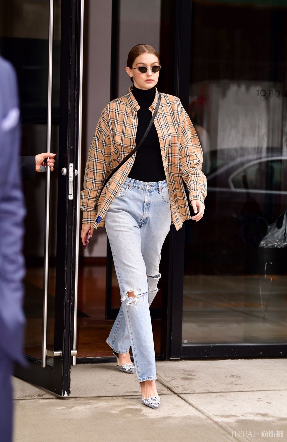 看身高来挑牛仔裤!150到170以上都适用的5大准则