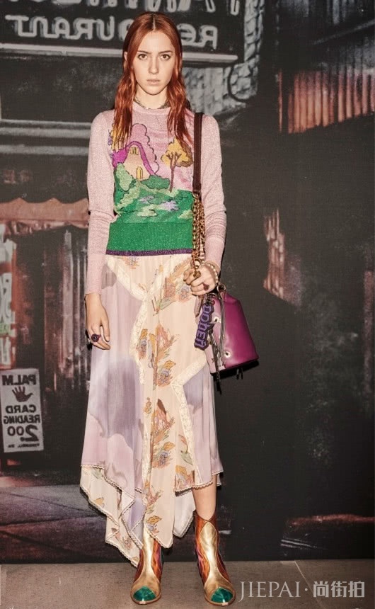 春日用毛衣来搭配裙子，美的刚刚好