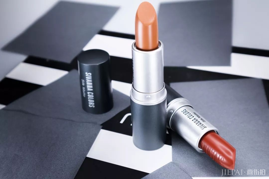 今年夏天必备的神仙色口红，让人直呼“OMG”！