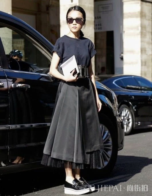 夏天用伞裙满足你，让你的优雅时尚立马可见