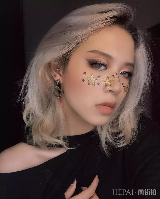 20岁越南小姐姐刷爆ins,在脸上乱画浮夸妆容,吊打P图神器