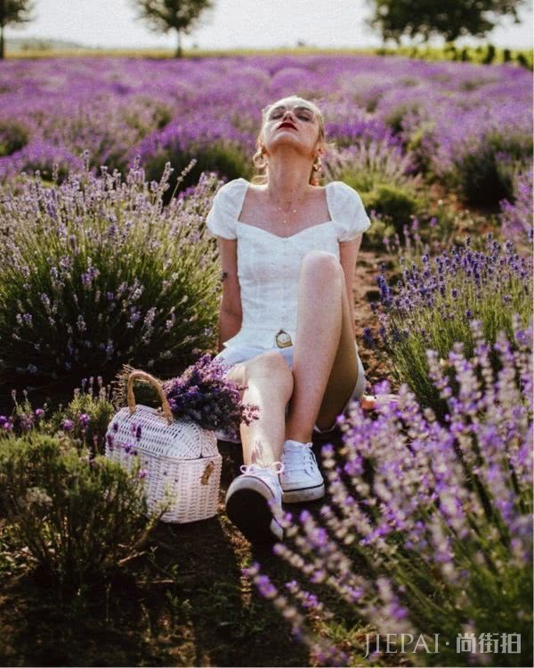 这位比利时的旅行博主Ins,看的好像我还在放假一样