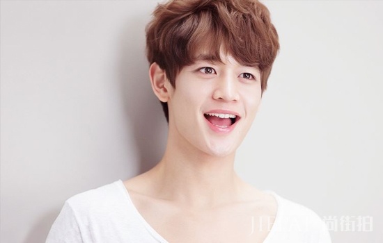 男生头发多长可以烫 烫染头发需谨慎