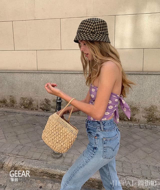 夏季买包认准这3个款式!完美材质的轻盈感是穿搭关键