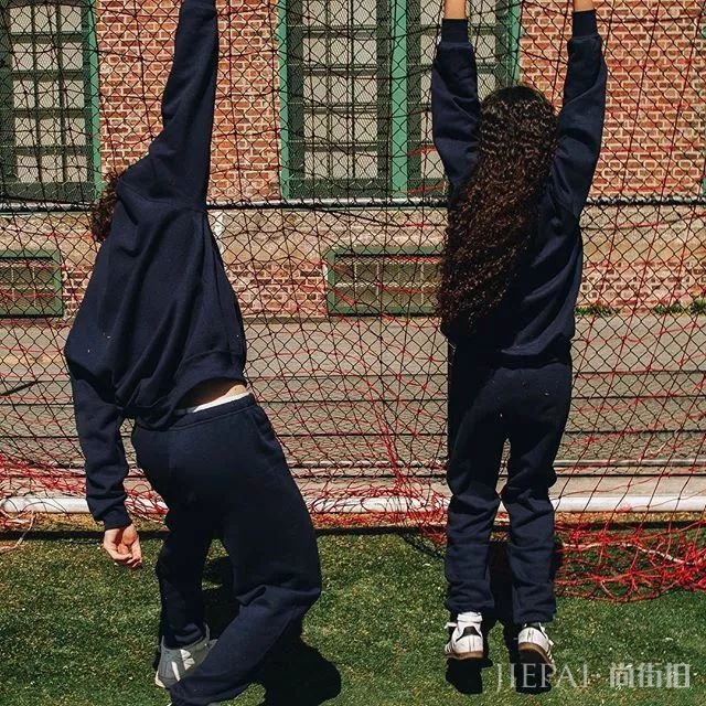 穿在你身上的 Champion,都要喊它一声“哥”!