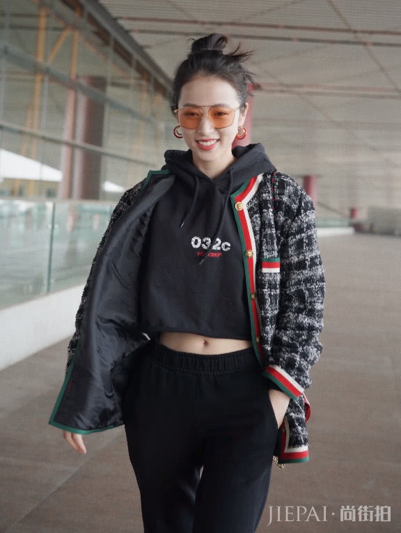 “中国全智贤”周雨彤近照,气质自带高级感媲美国际超模