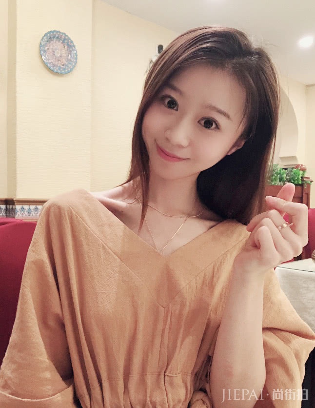 可算等到林心如“女儿”长大,空灵形象惹人夸,像极紫薇的童年版