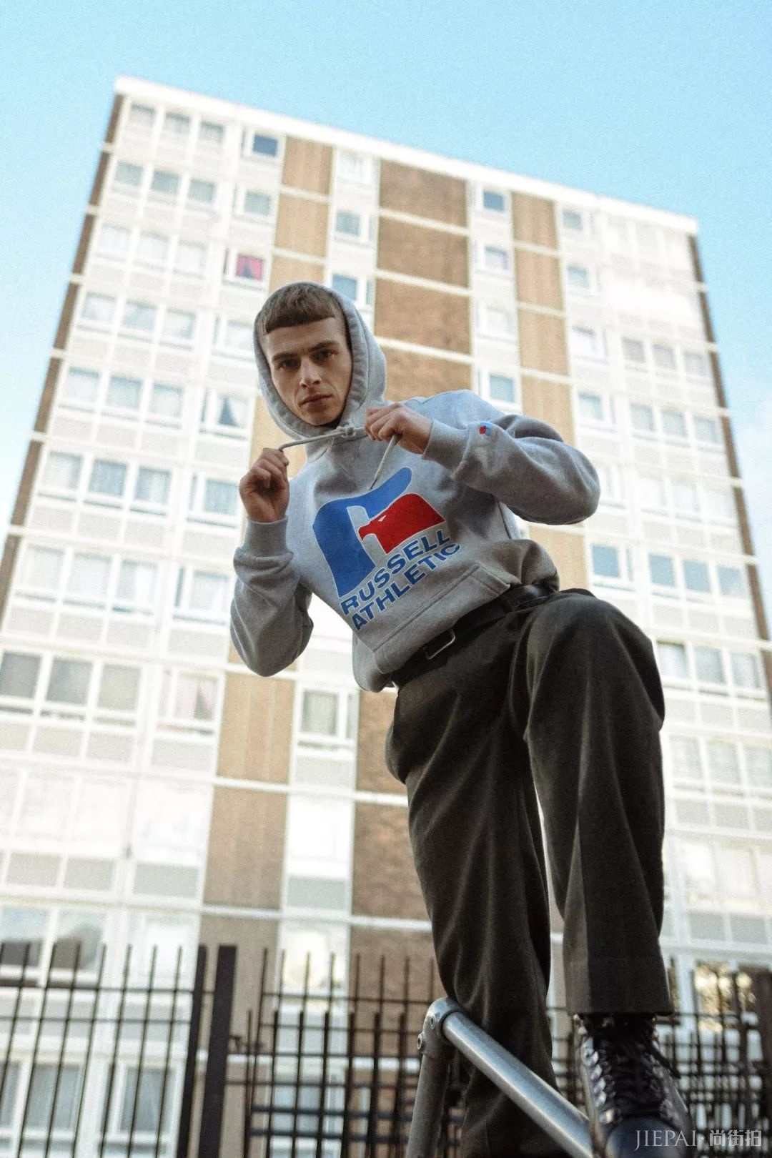 穿在你身上的 Champion,都要喊它一声“哥”!