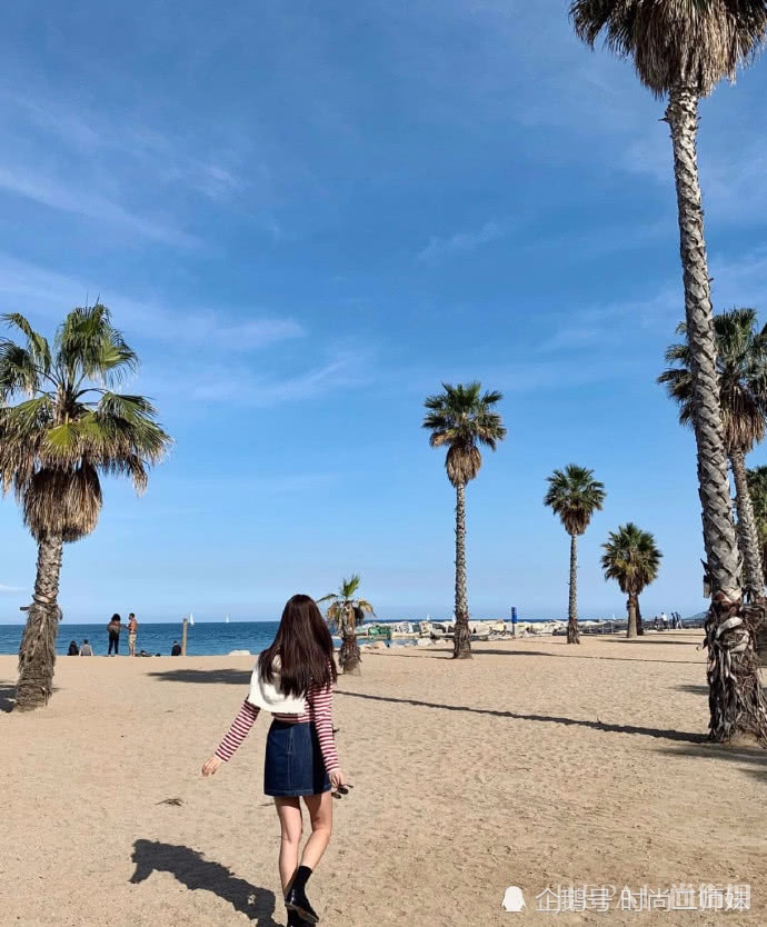 看了郑秀妍的旅行装,我才知道又美又多金的名媛是什么样