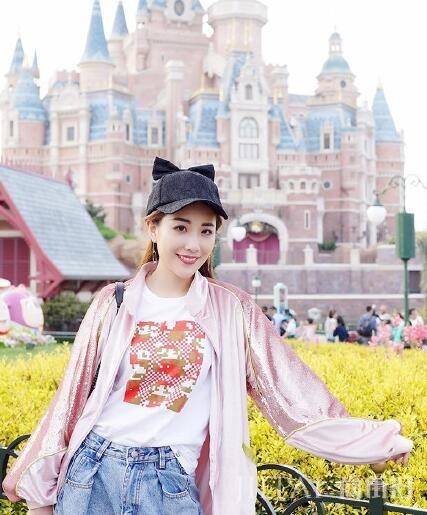 度假旅行穿搭,想拍出时尚大片就一起get起来吧!