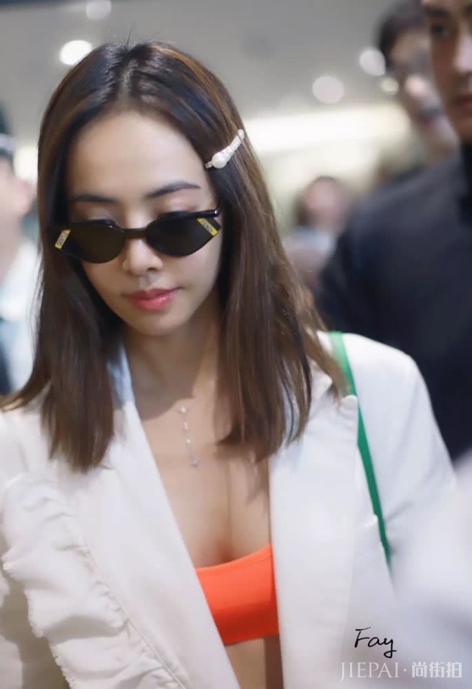 超时髦的夏日色彩搭配，章子怡蔡依林也在穿