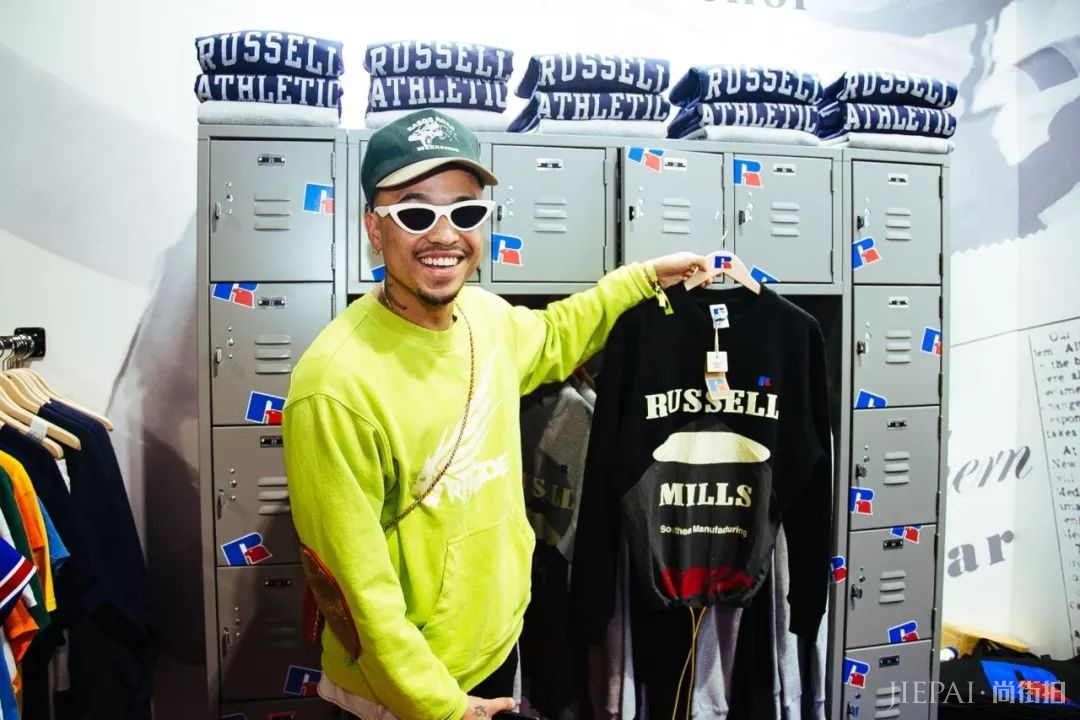 穿在你身上的 Champion,都要喊它一声“哥”!