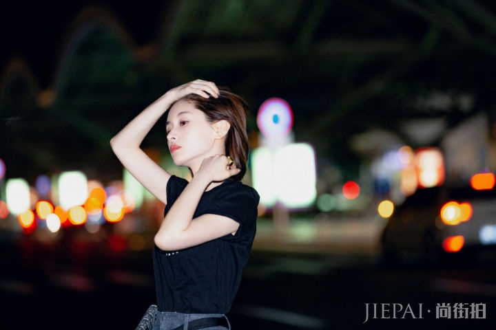 小个子明星王子文搭配多变,还很有气质